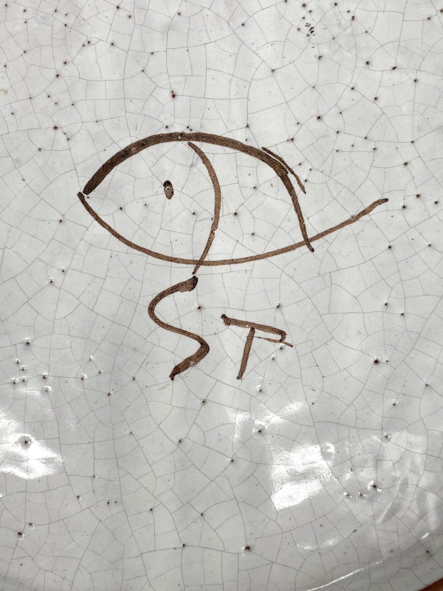 Wandteller mit Fischmotiv von Günther Stüdemann (1890–1981) aus den 40ern