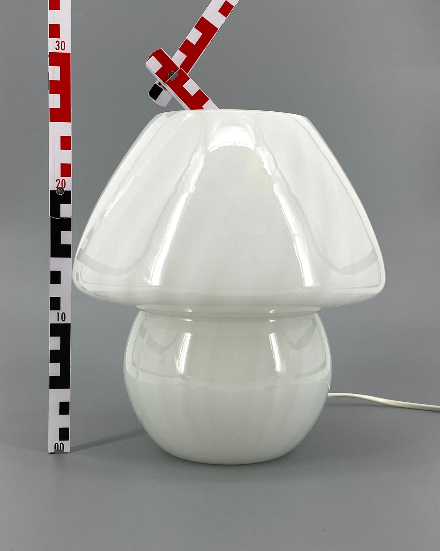 Pilzlampe aus Muranoglas mit weißen Streifen, 1970er Jahre