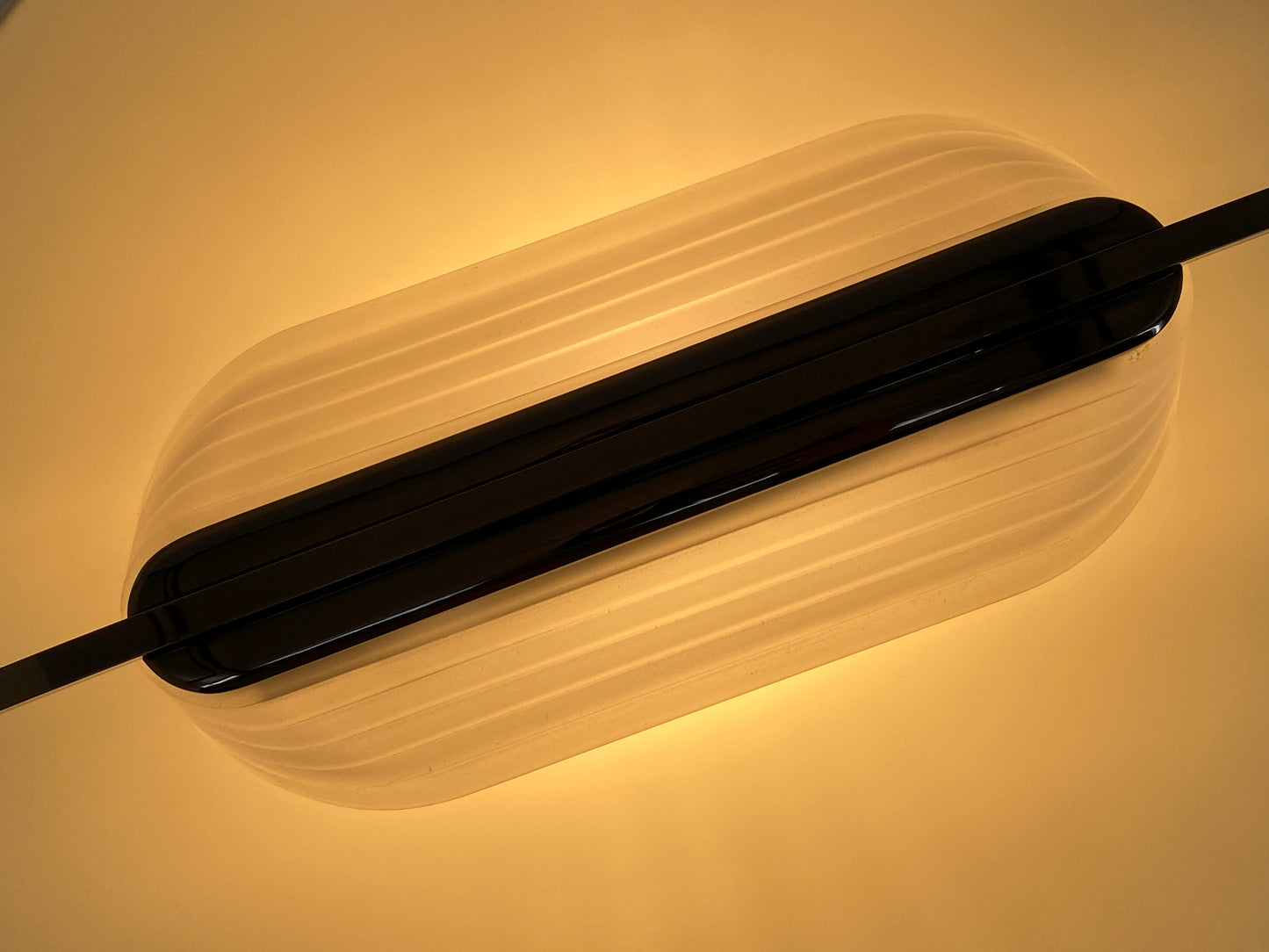 Memphis Deckenlampe "Canoa" von Vicenzo Missanelli für Ladue, Italien 80er Jahre