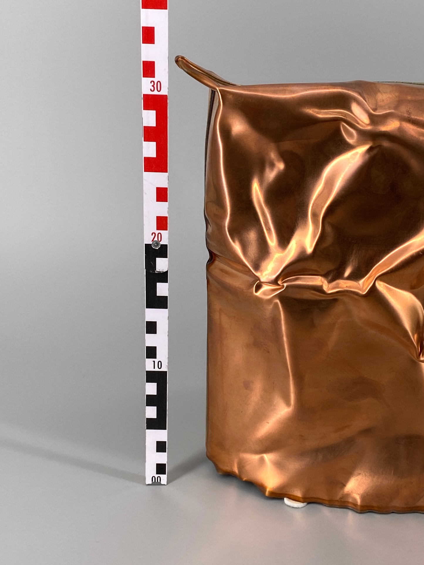 Metallkissen, Pop-Art Kunstobjekt, Kupfer