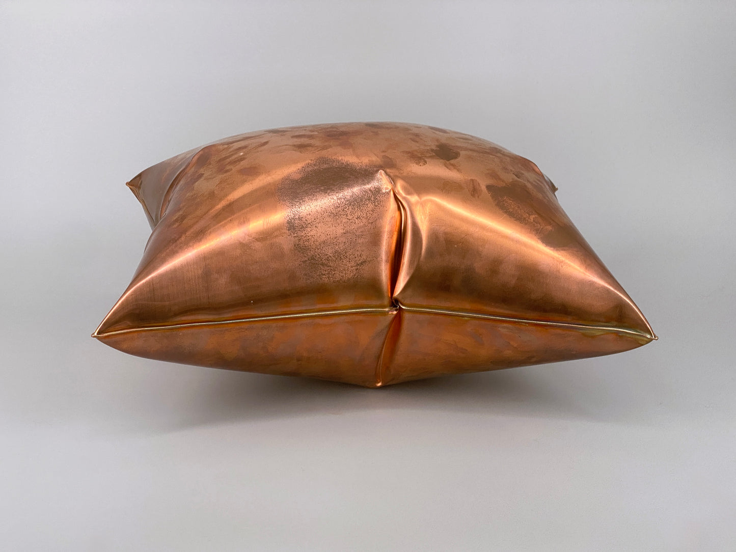 Metallkissen, Pop-Art Kunstobjekt, Kupfer