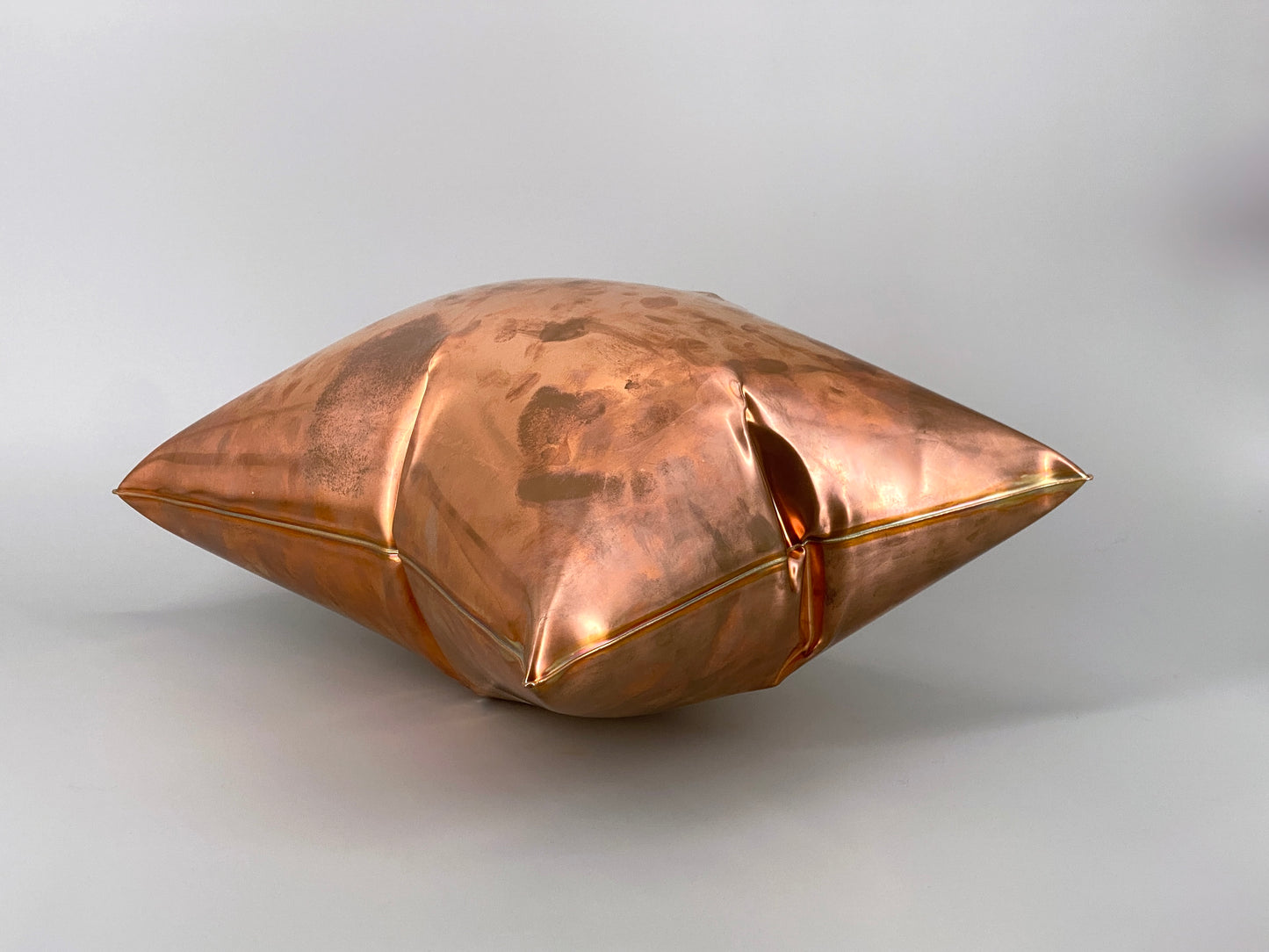 Metallkissen, Pop-Art Kunstobjekt, Kupfer