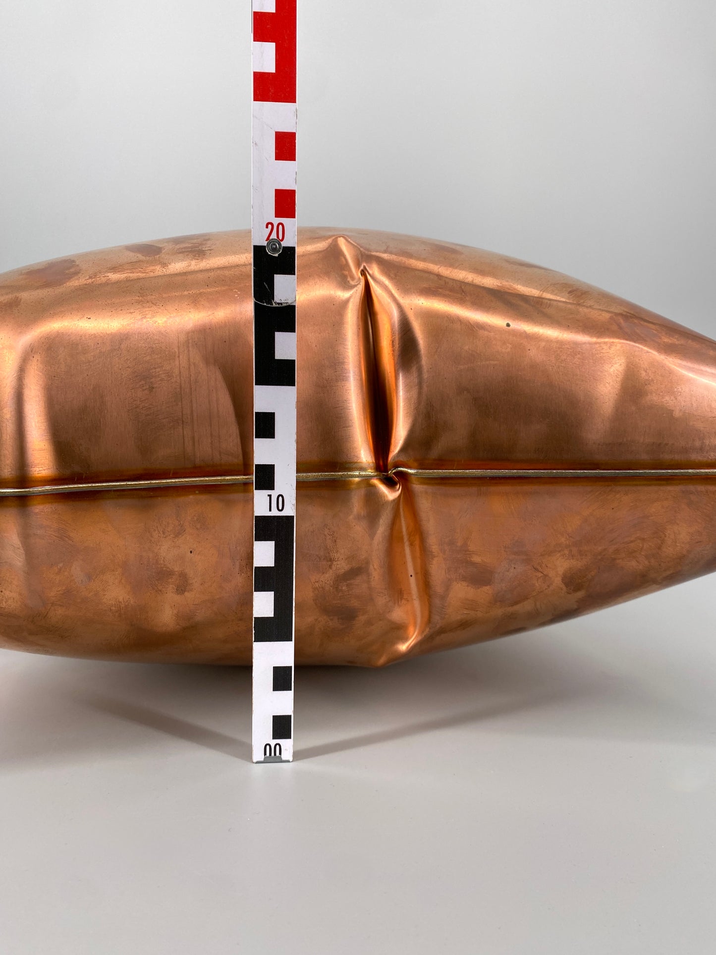 Metallkissen, Pop-Art Kunstobjekt, Kupfer