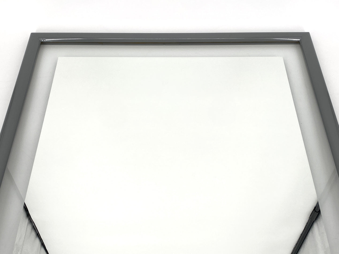 Design Spiegel umfasst von Glas, gerahmt