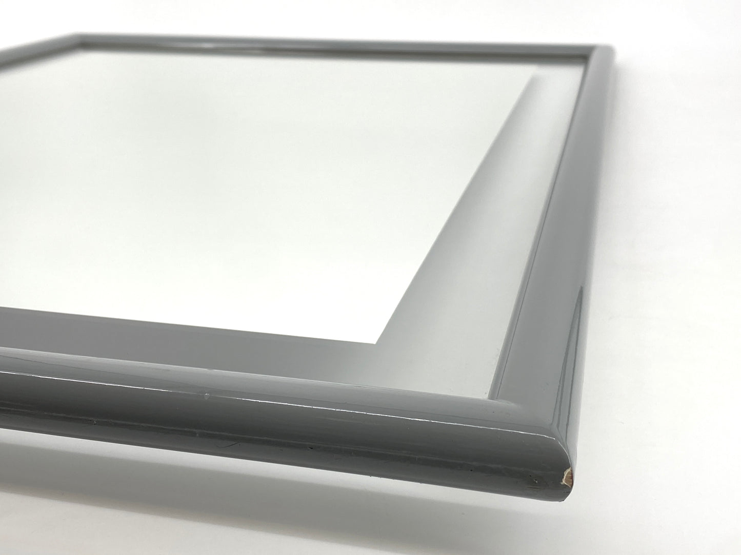 Design Spiegel umfasst von Glas, gerahmt