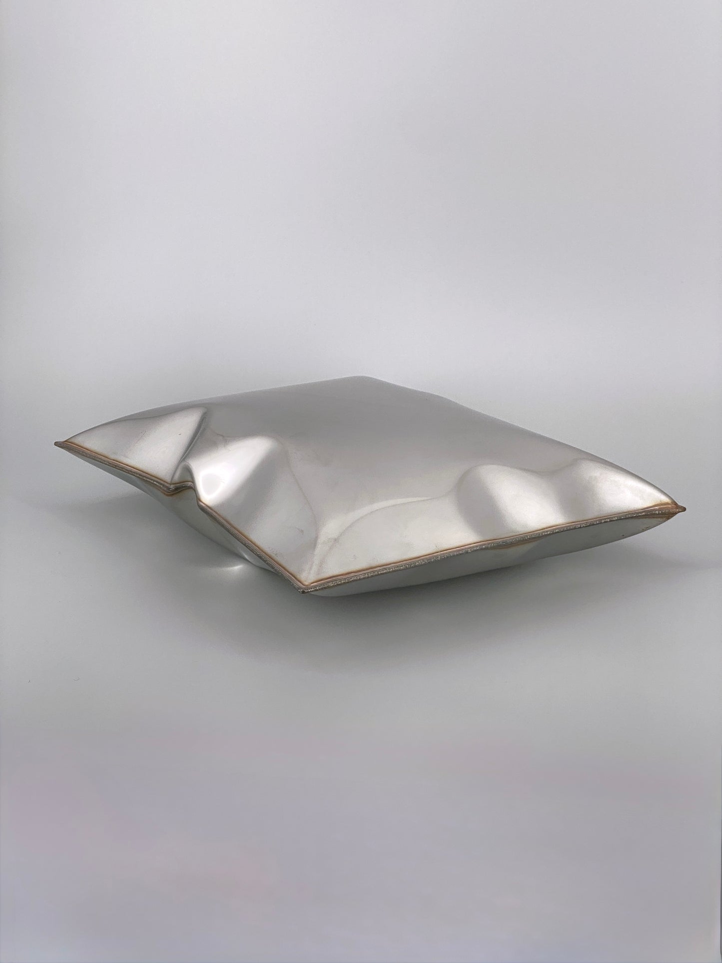Metallkissen, Pop-Art Kunstobjekt, Edelstahl