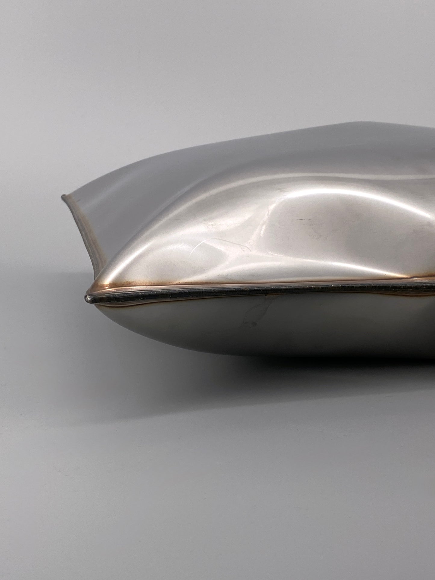 Metallkissen, Pop-Art Kunstobjekt, Edelstahl
