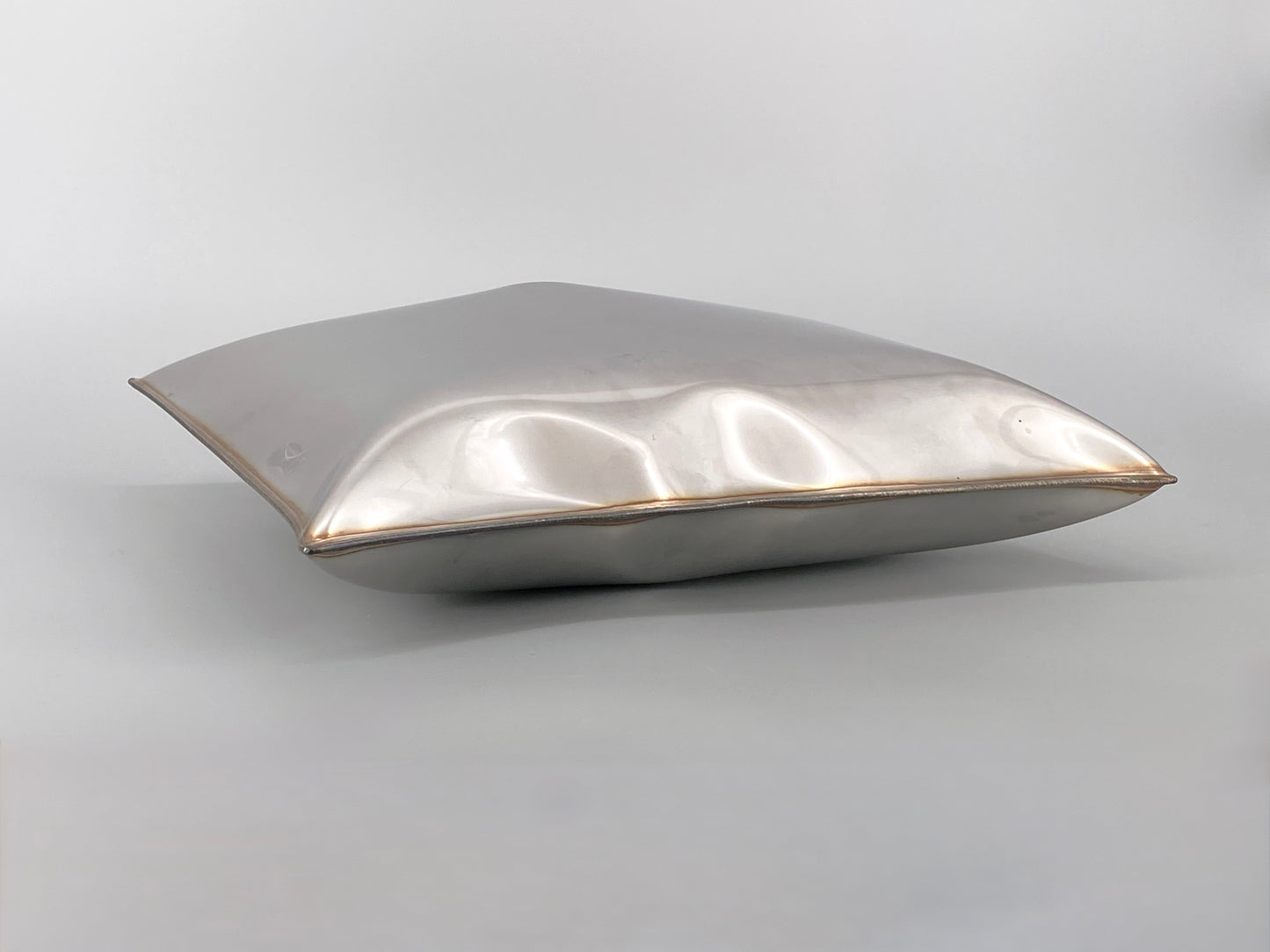 Metallkissen, Pop-Art Kunstobjekt, Edelstahl