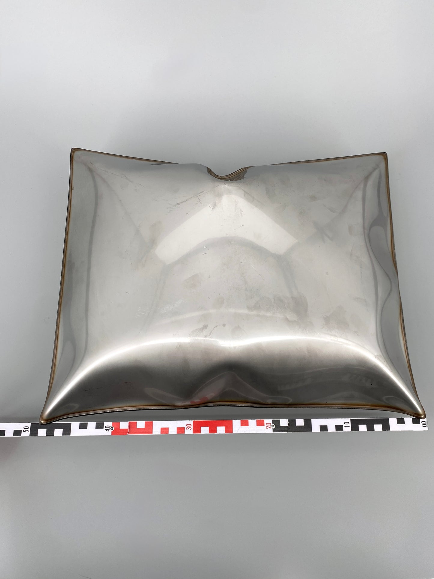 Metallkissen, Pop-Art Kunstobjekt, Edelstahl