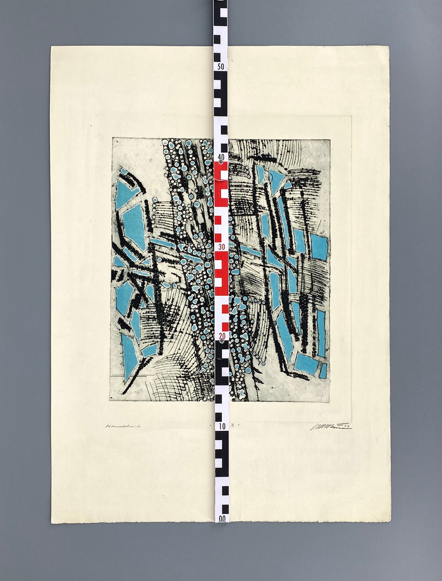 Signierte Radierung mit farblichem Prägedruck im Blatt von Volkmar Haase (1930–2012), 1962