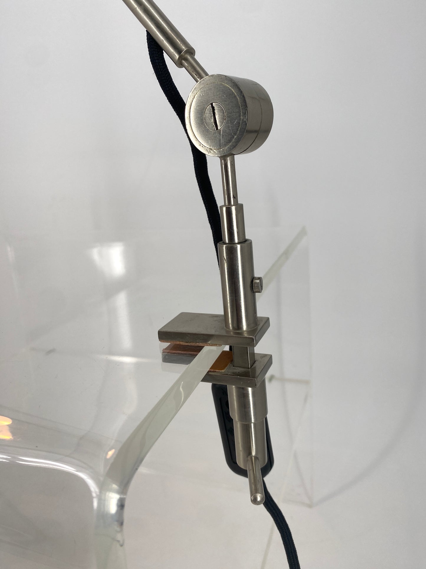 Seltene Klemm-Schreibtischlampe Modell 256 von Tito Agnoli für OLUCE, Italien 1950er