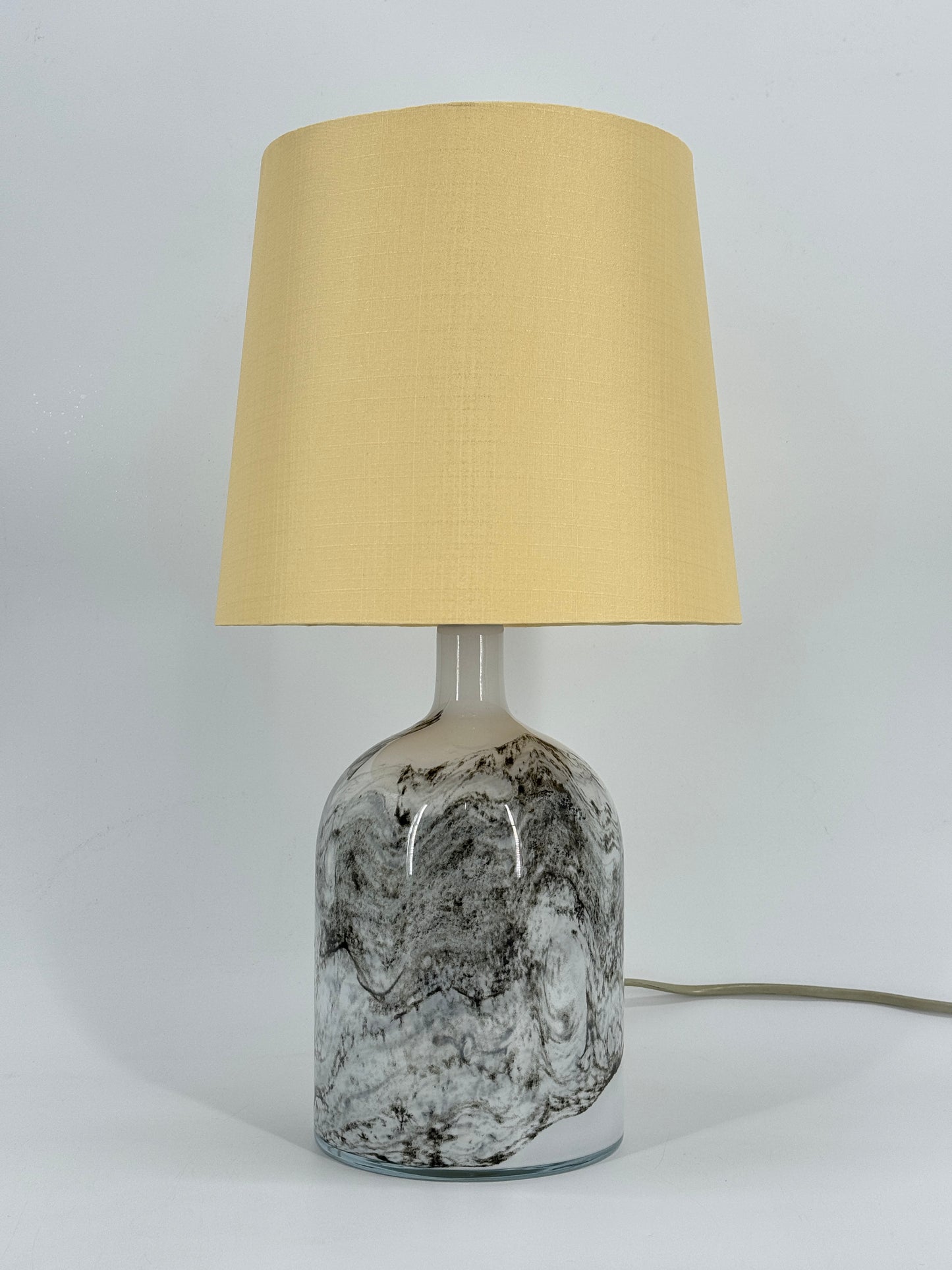 Tischlampe "Symmetrisk" von Michael Bang für Holmgaard mit Glassockel, Dänemark 70er