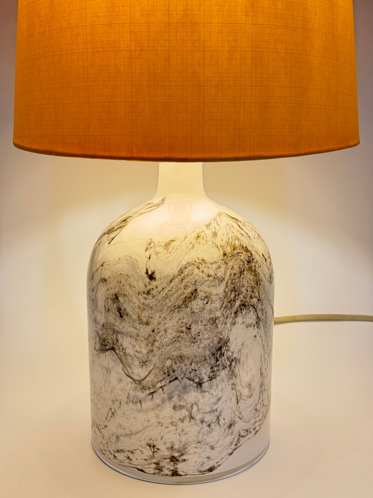 Tischlampe "Symmetrisk" von Michael Bang für Holmgaard mit Glassockel, Dänemark 70er