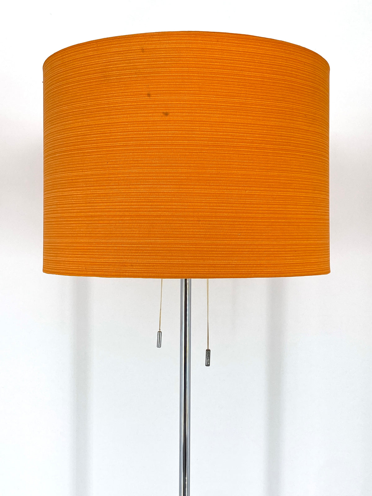 Stehlampe von Staff mit orangefarbenem Stoffschirm, Deutschland 70er