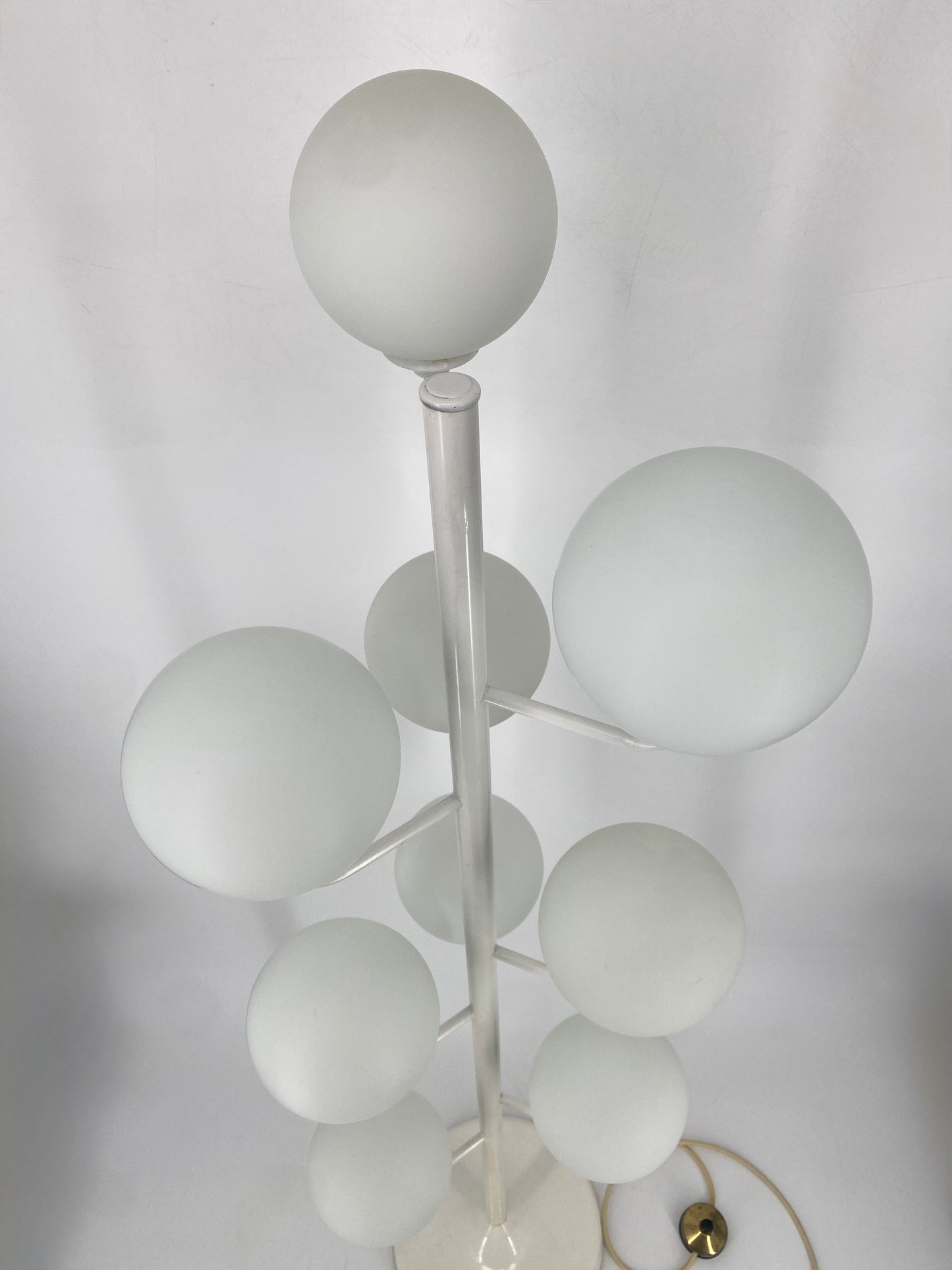 Space Age Design Stehlampe mit 9 Satin-Glaskugeln, Deutschland 1970er