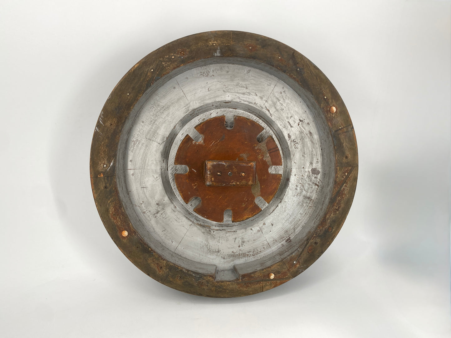 Industrielle Gußform für Schwungräder, Umlenkrollen etc. Skulpturales Objekt