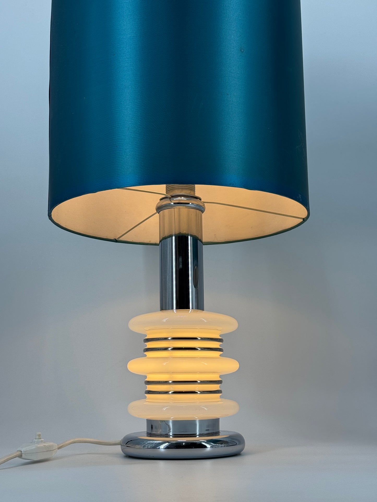1v2 Space Age Tischlampe Bankamp Leuchten