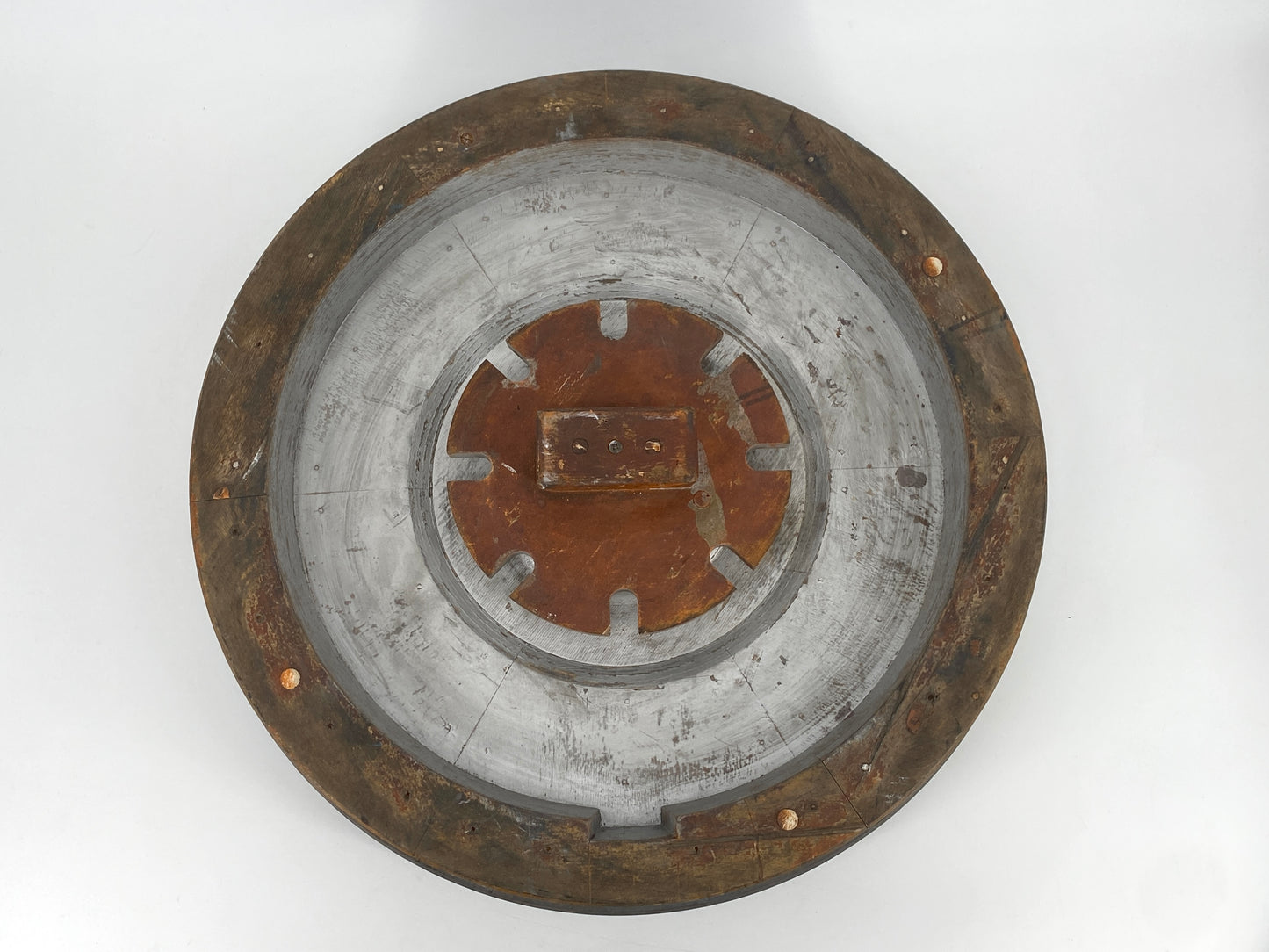 Industrielle Gußform für Schwungräder, Umlenkrollen etc. Skulpturales Objekt