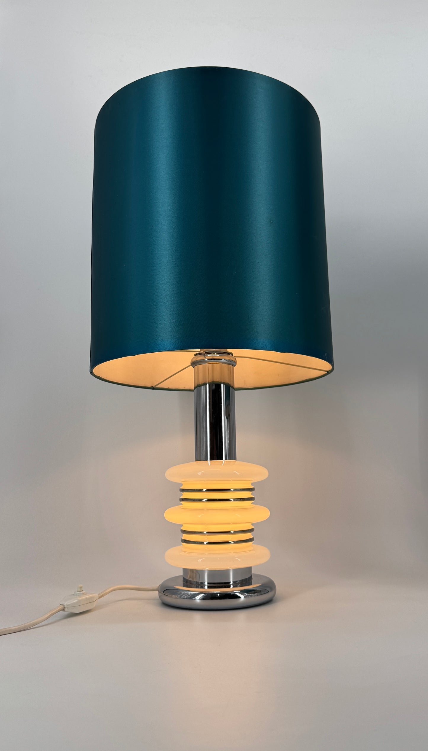 1v2 Space Age Tischlampe Bankamp Leuchten