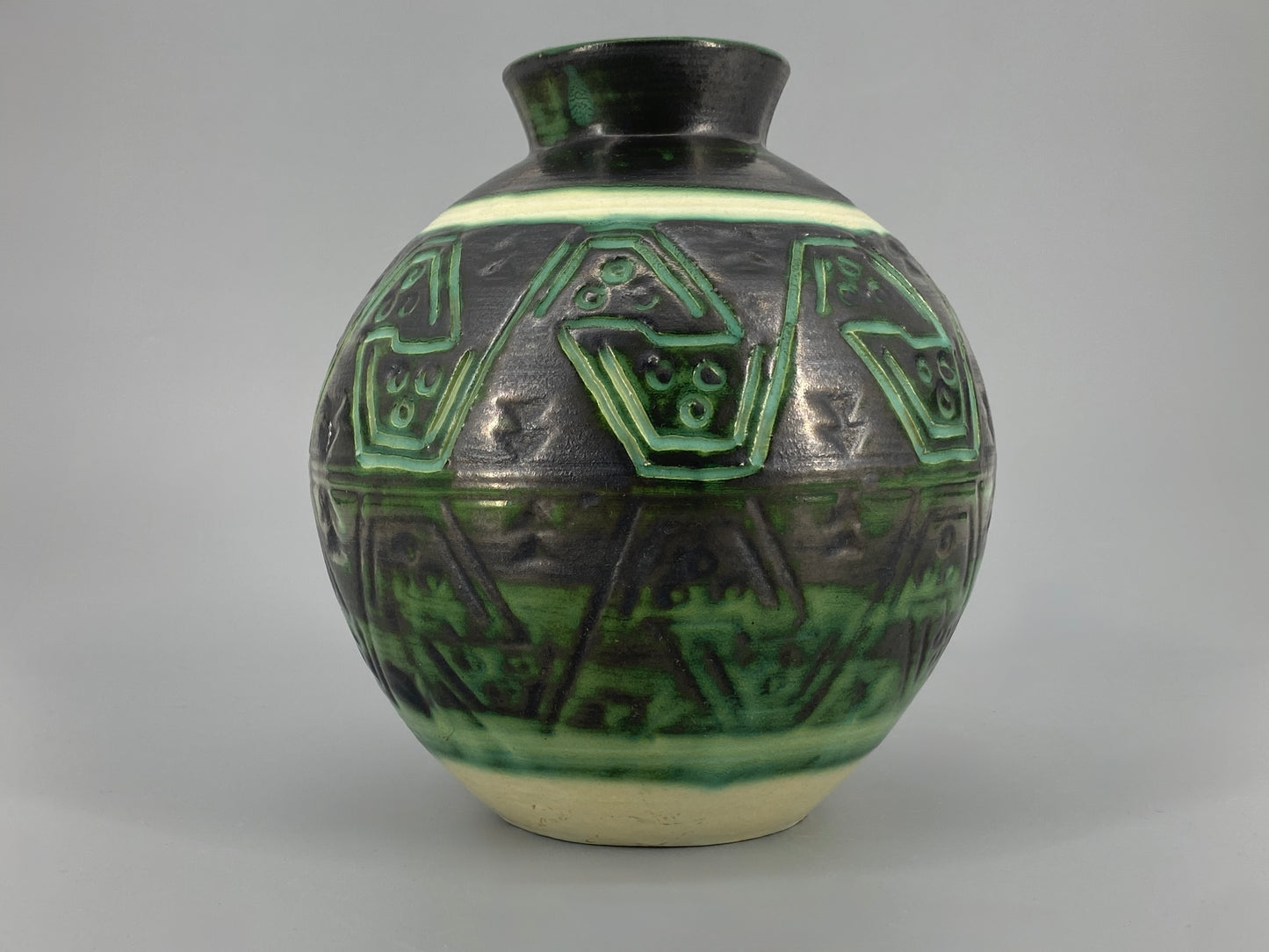 Bauchige Keramikvase mit irisierender Glasur aus Finnland