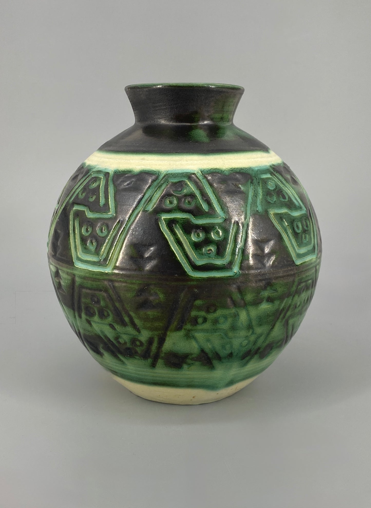 Bauchige Keramikvase mit irisierender Glasur aus Finnland