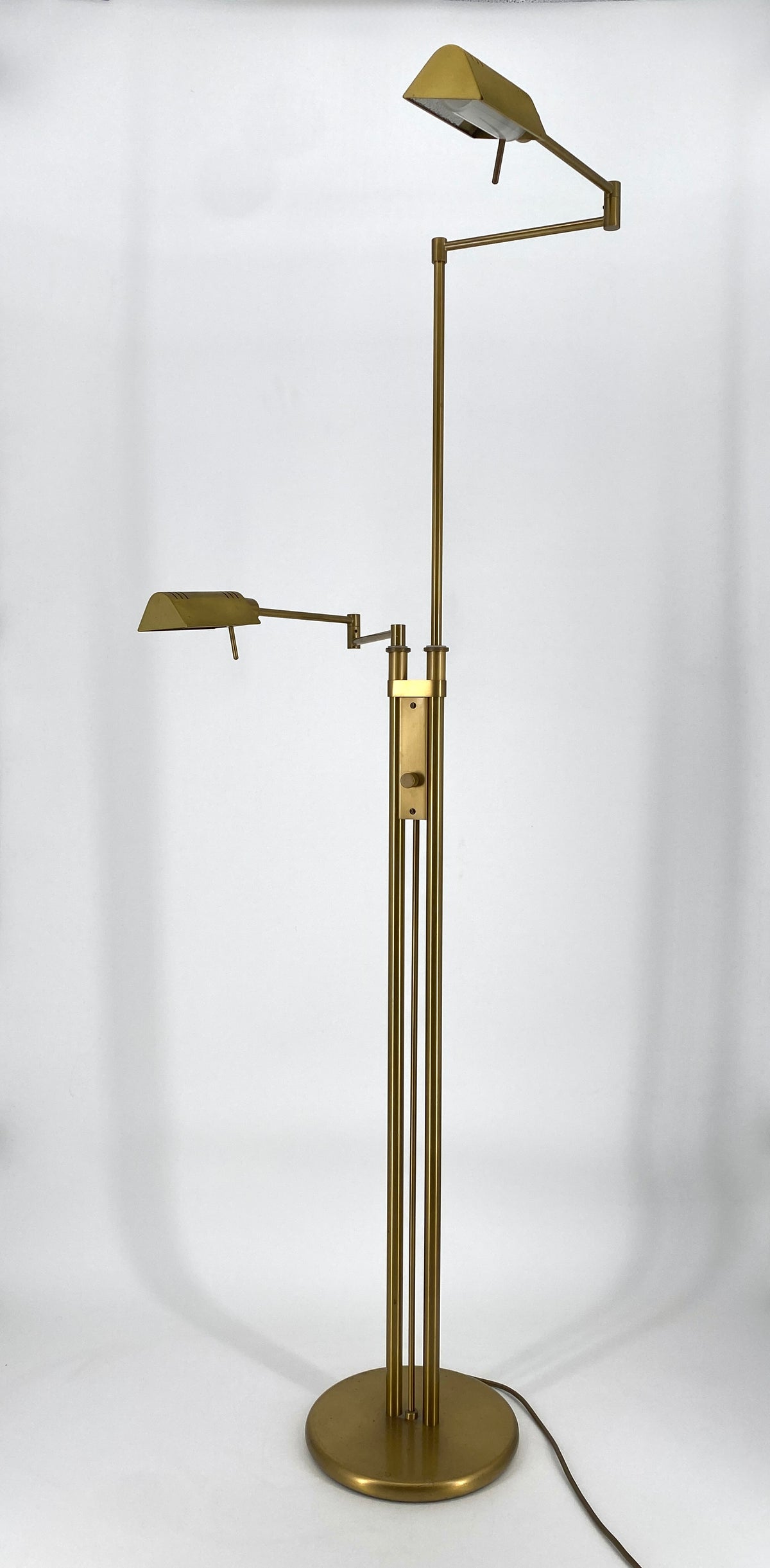 Dimmbare Stehlampe / Leselampe von Holtkötter Leuchten aus Messing, 90er
