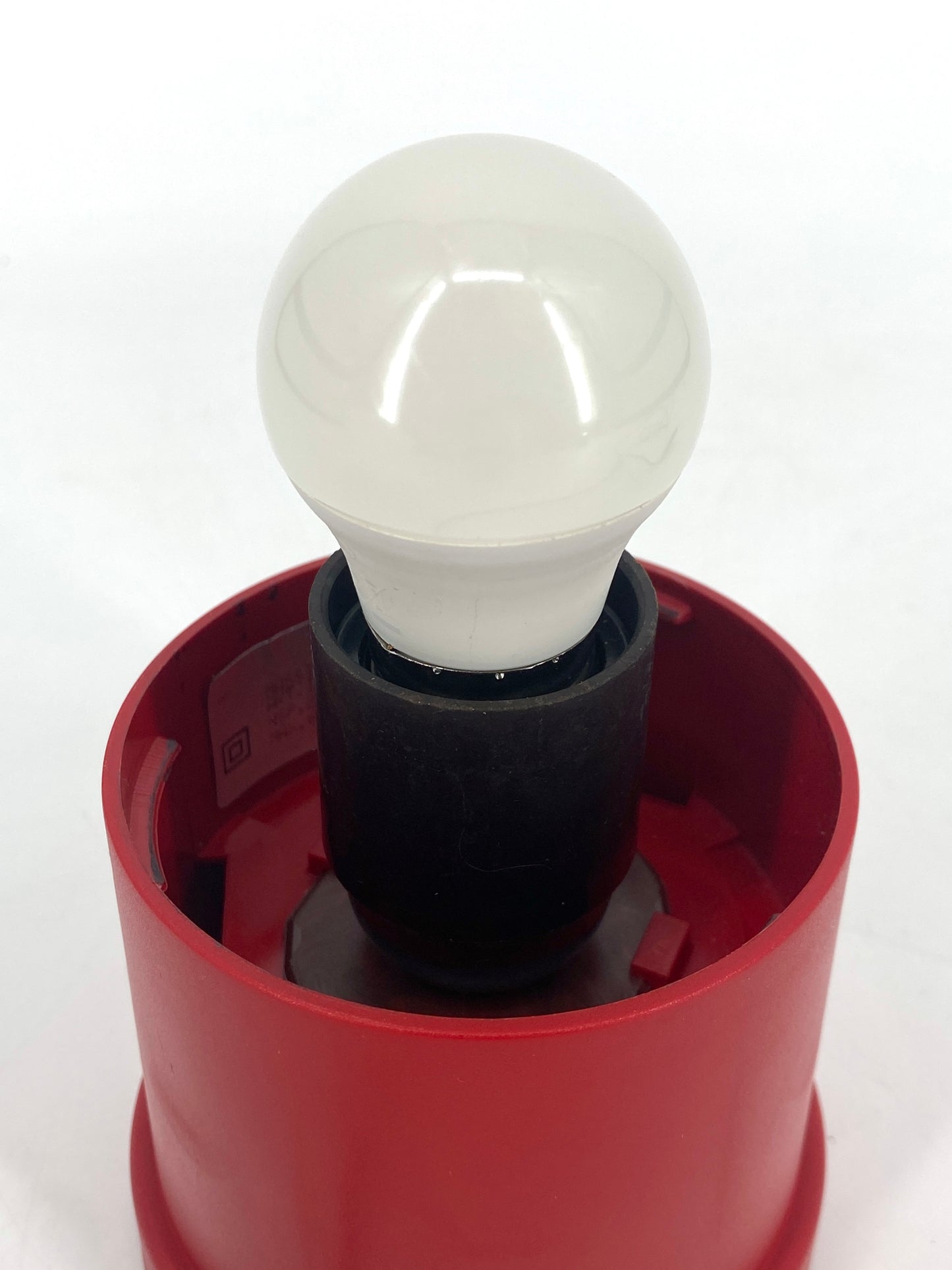 Pilzlampe mit rotem Kunststoffsockel von Massive, Belgien 70er