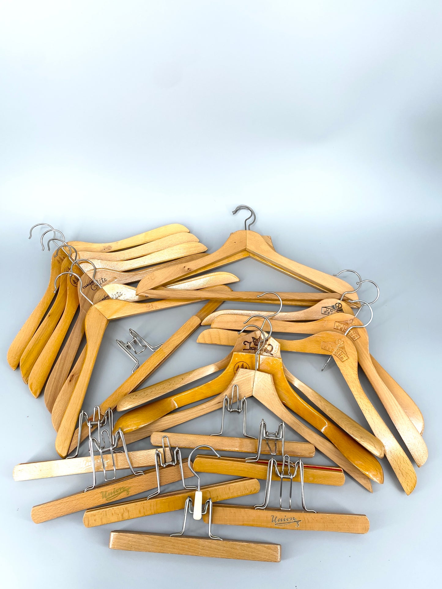 21X Set Kleiderbügel Holz, Auch Hosenkleiderbügel