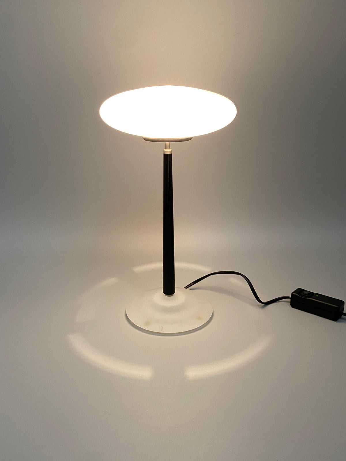 Tischlampe PAO 2 von Matteo Thun für Arteluce, Italien 1990er