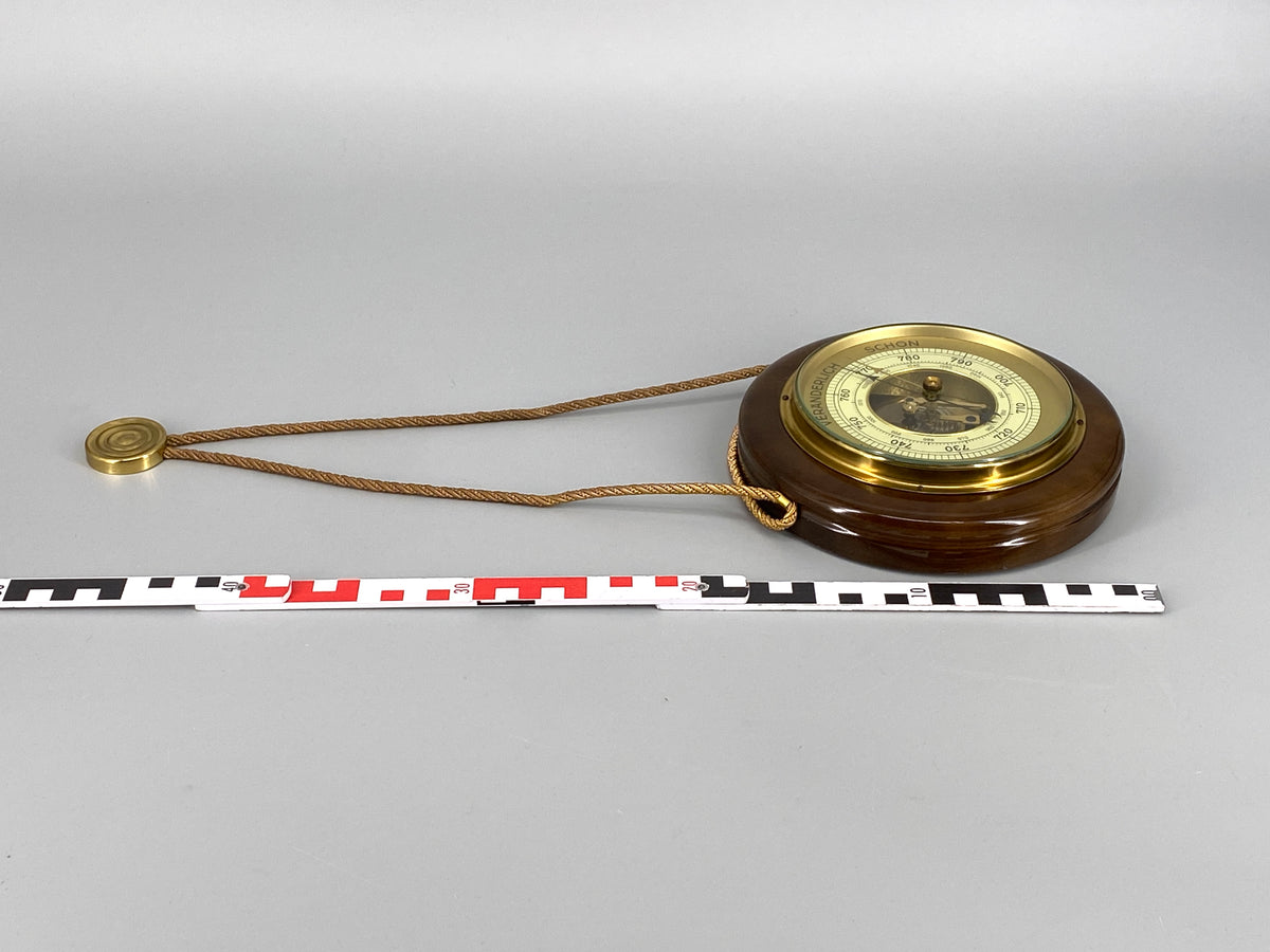 rundes Wandbarometer von SFV aus Holz, misst den Luftdruck, Deutschland