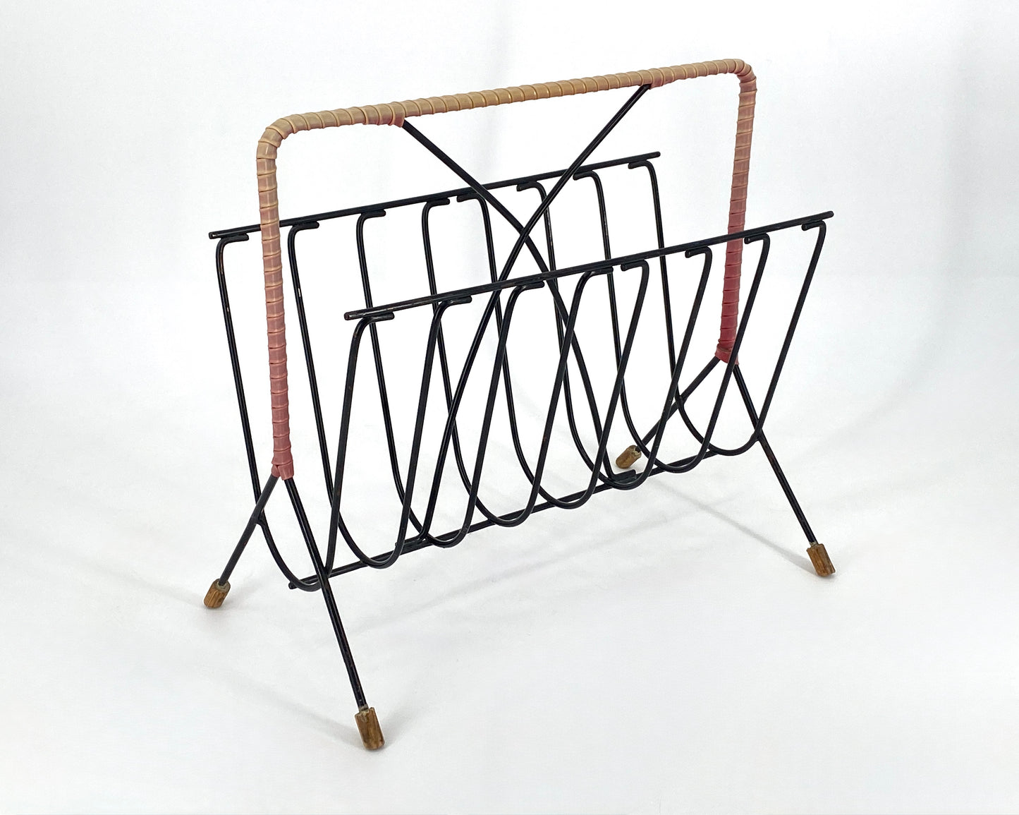 String Zeitungsständer aus schwarz lackiertem Metall, Deutschland 50er