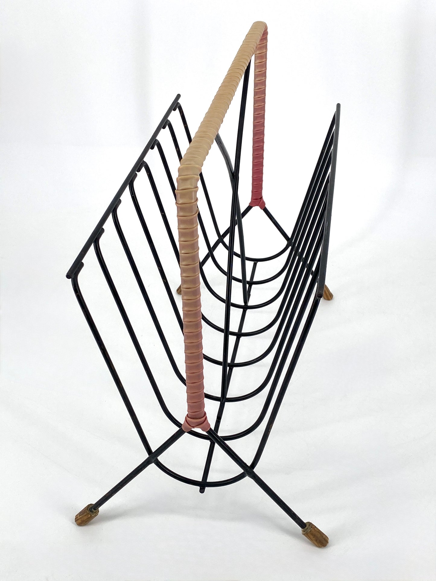 String Zeitungsständer aus schwarz lackiertem Metall, Deutschland 50er