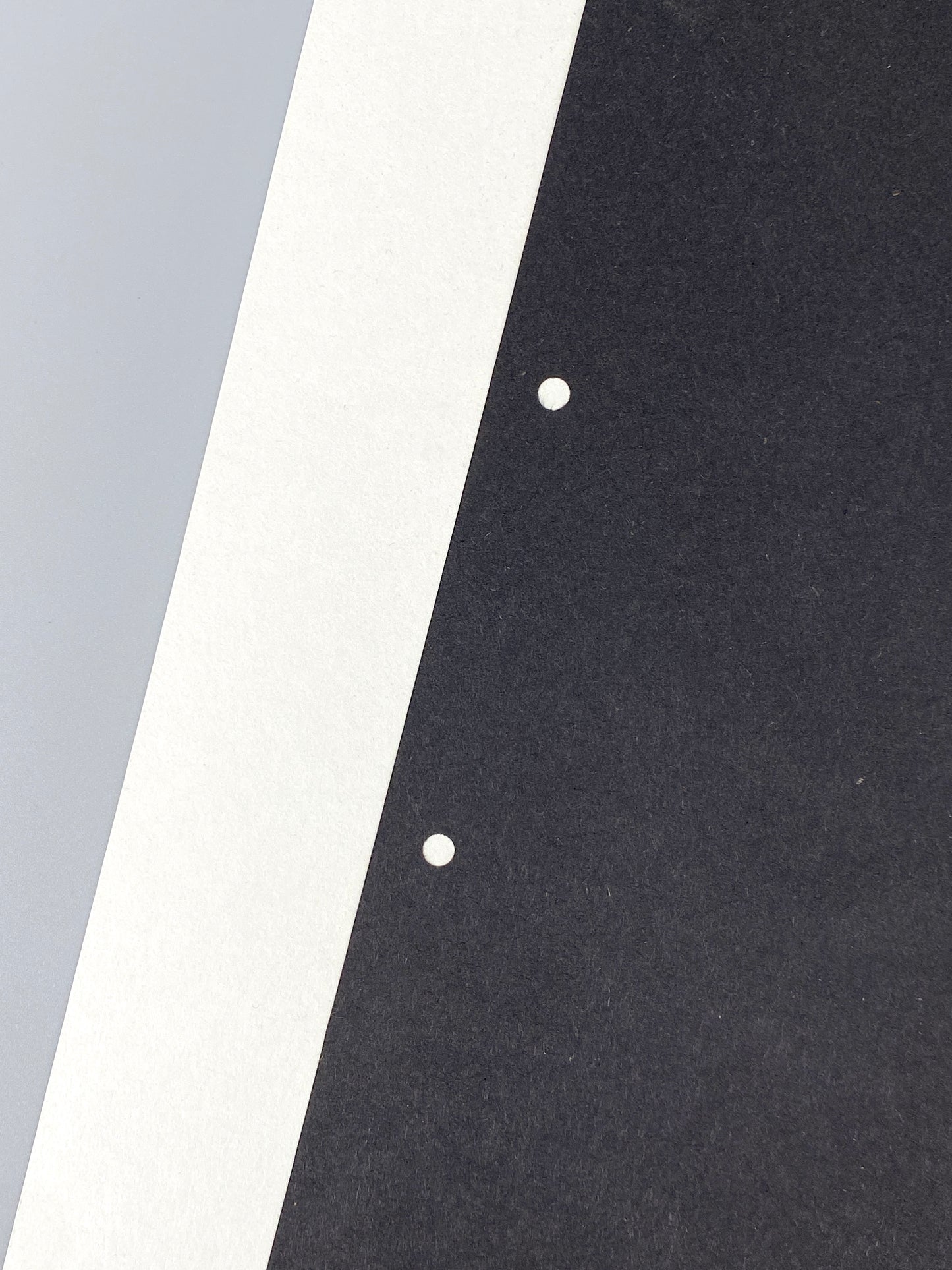 Reihe aus zwei Collagen "Blatt" und "Auszug" von Stefan Thiel (geb. 1965), signiert und nummeriert, 2001