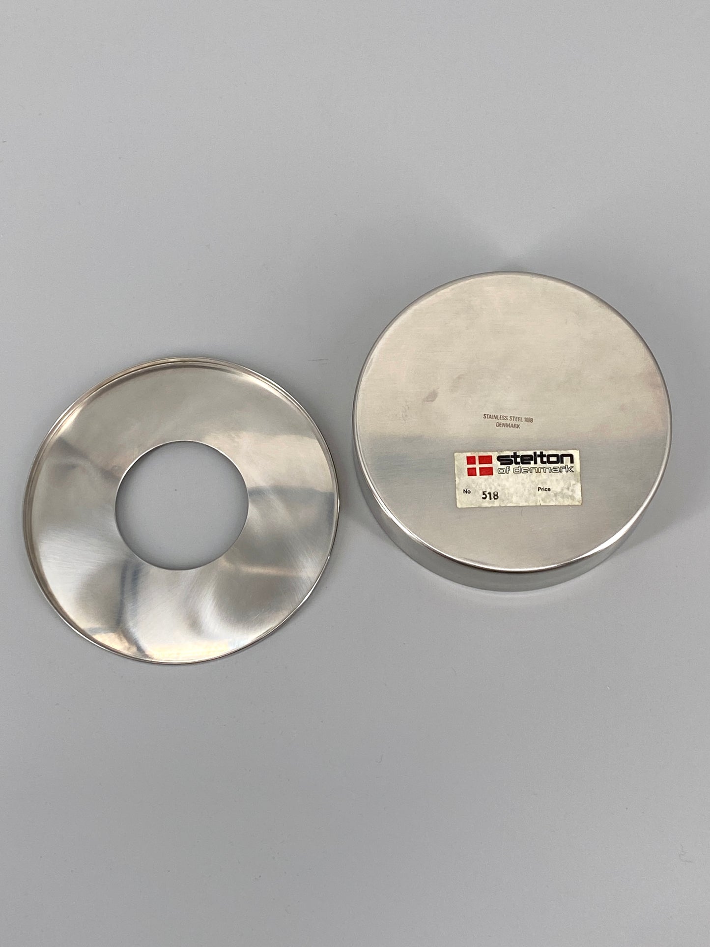 "Cylinda" Aschenbecher aus Edelstahl von Stelton,  Peter Holmblad und Arne Jacobsen, Dänemark, 1967