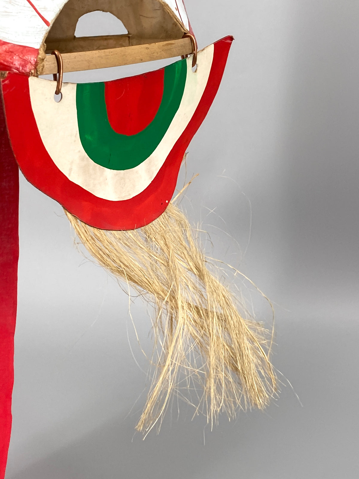 chinesische Drachenkopf Maske aus Pappmaché "Löwentanz", 20. Jahrhundert