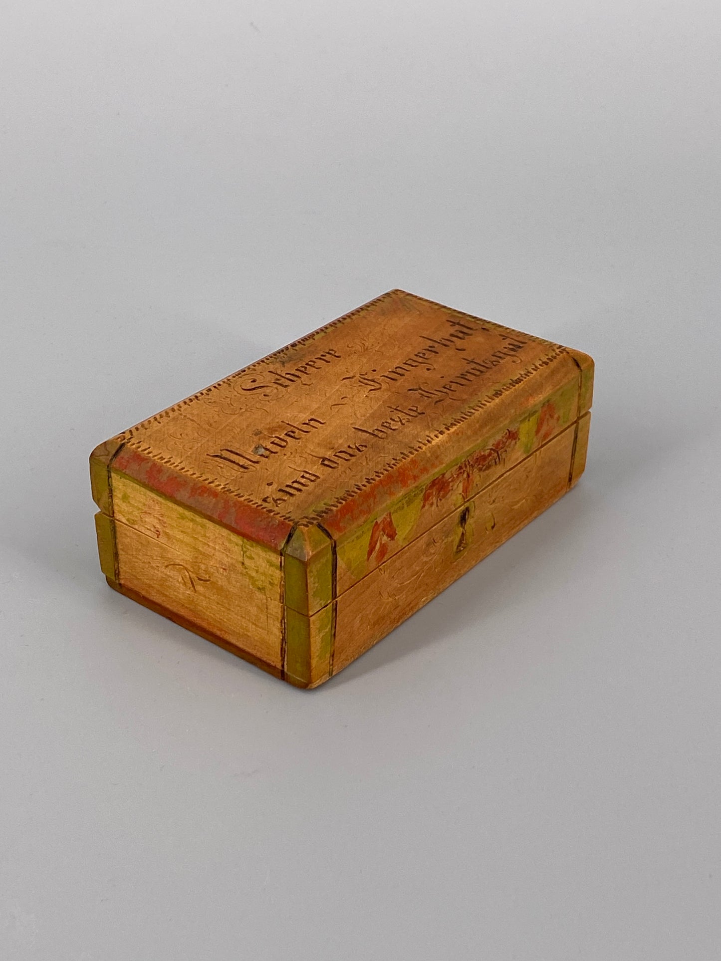 Antike Holz Schatulle mit Bauernmalerei und einer Aufschrift, 20. Jh