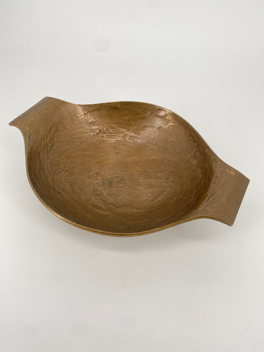 Punzierte Bronzeschale von Harjes aus Deutschand