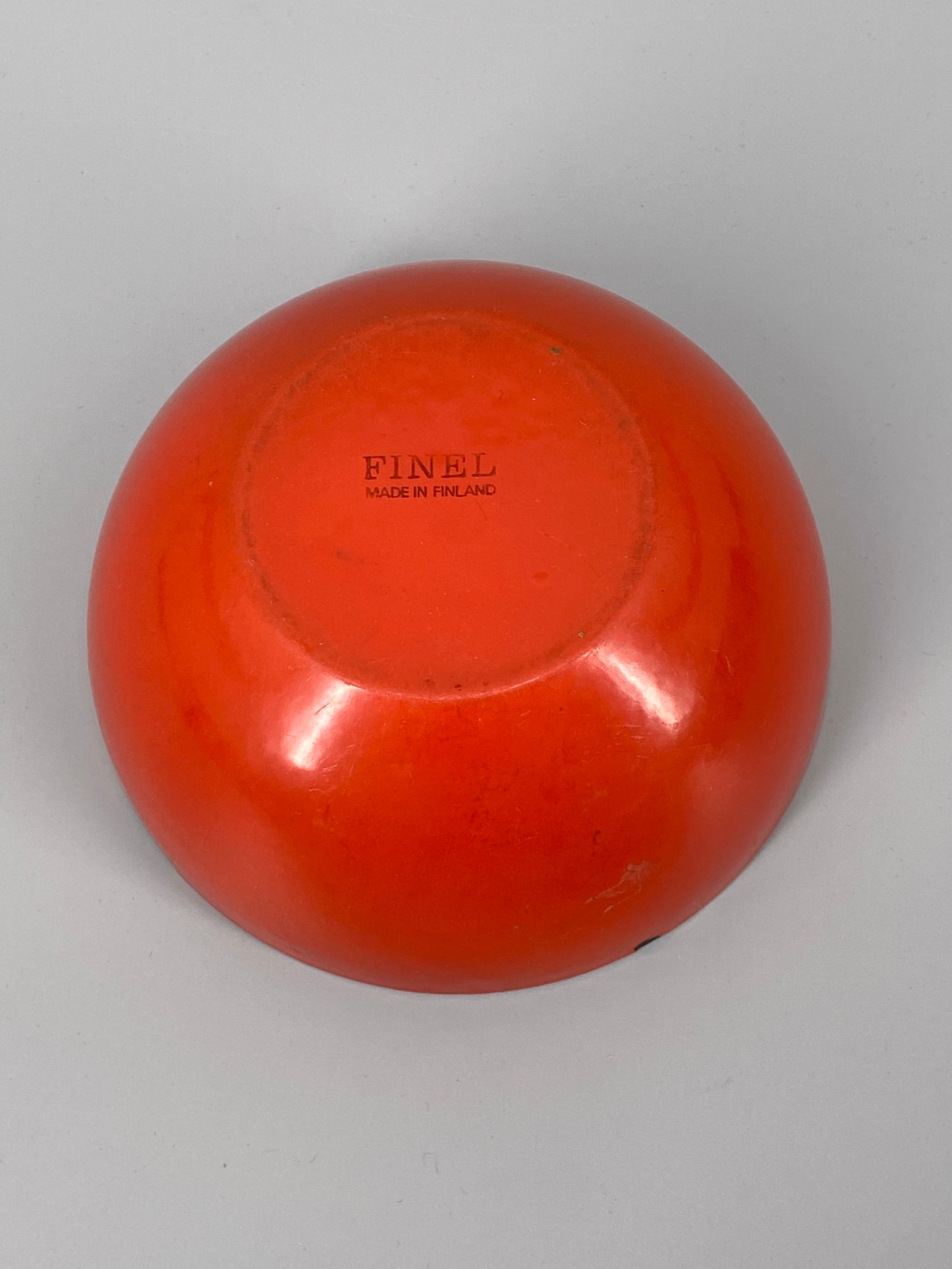 Mid Century Emaille Schalen von Kaj Franck für Finel, Finnland, 60er