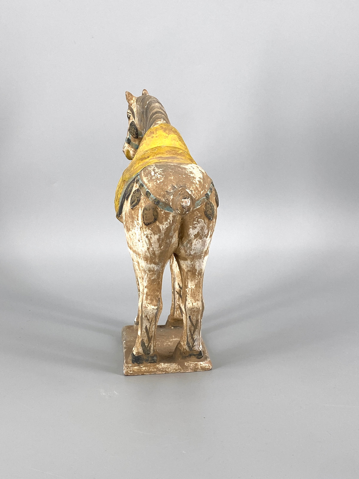 chinesische Pferdefigur aus Terrakotta