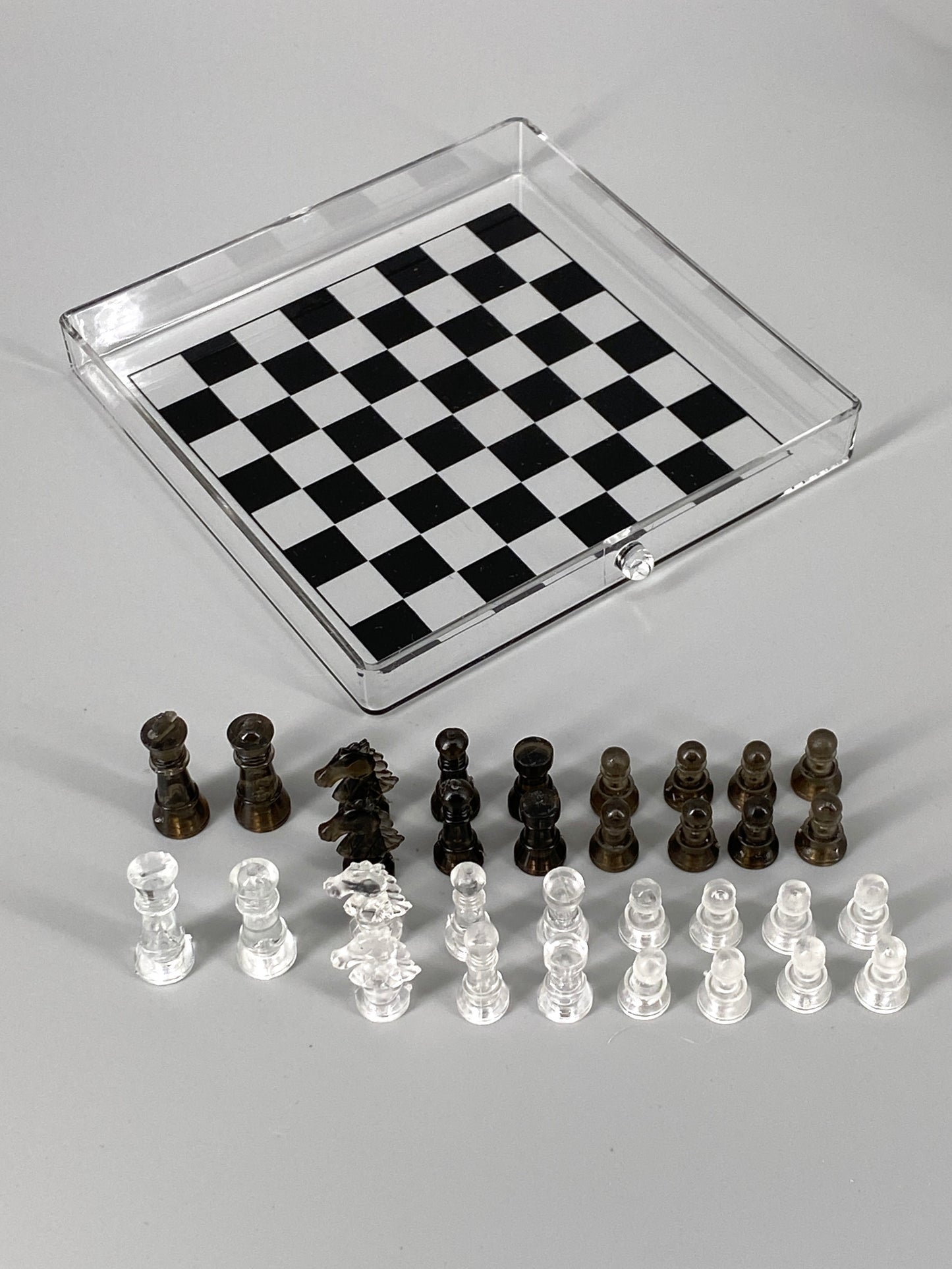 Acrylic 4-In-1 Spiele Sammlung, inkl. Schach, Dame, Mühle und Solitaire, 90er