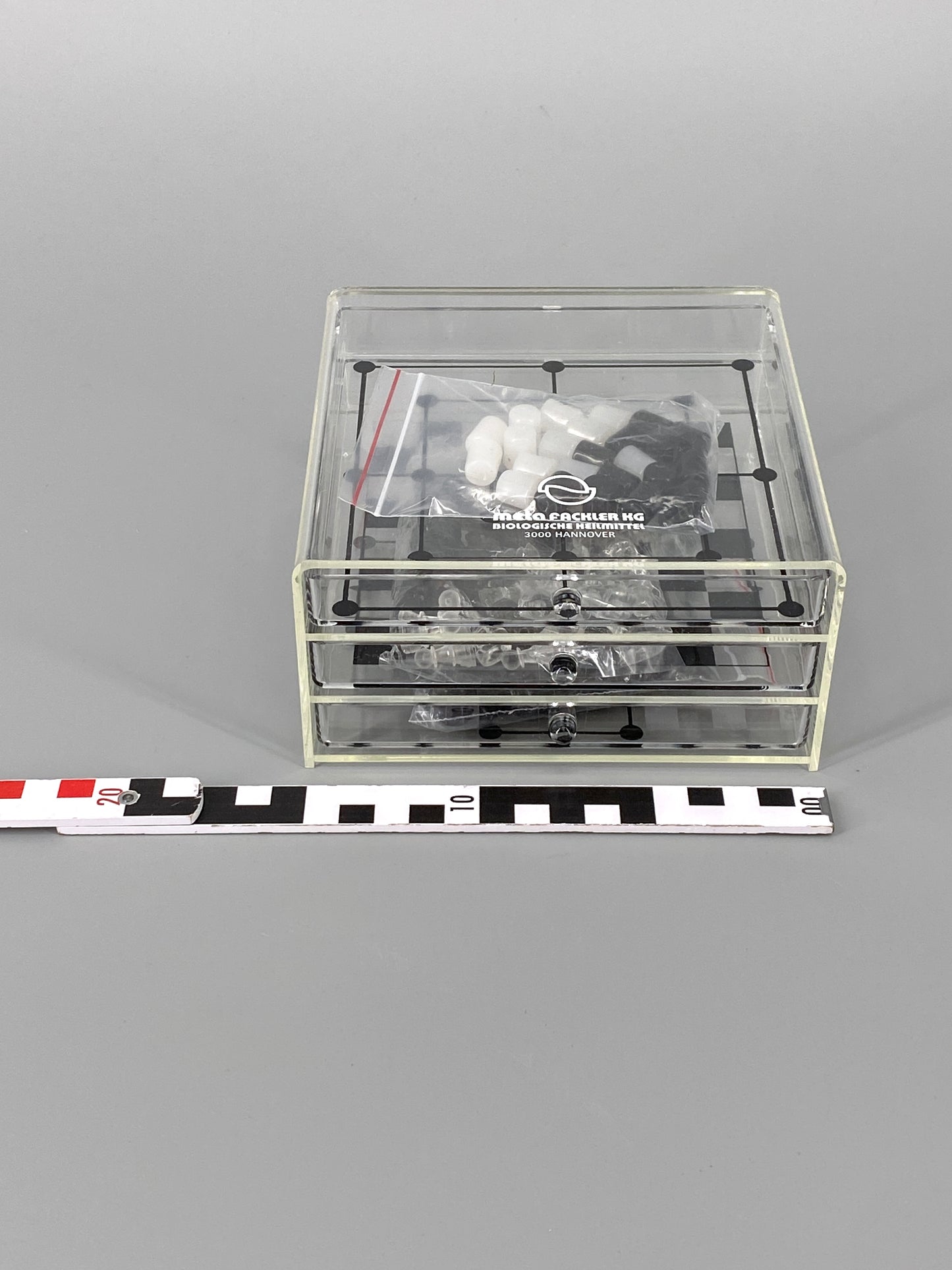 Acrylic 4-In-1 Spiele Sammlung, inkl. Schach, Dame, Mühle und Solitaire, 90er