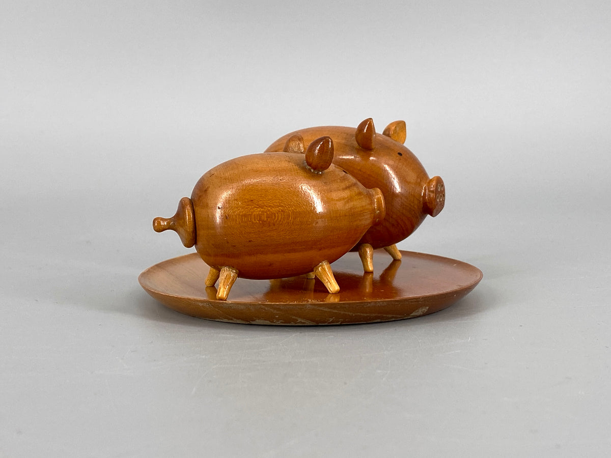 Mid Century Schweine als Salz- und Pfefferstreuer aus Holz, 1960er