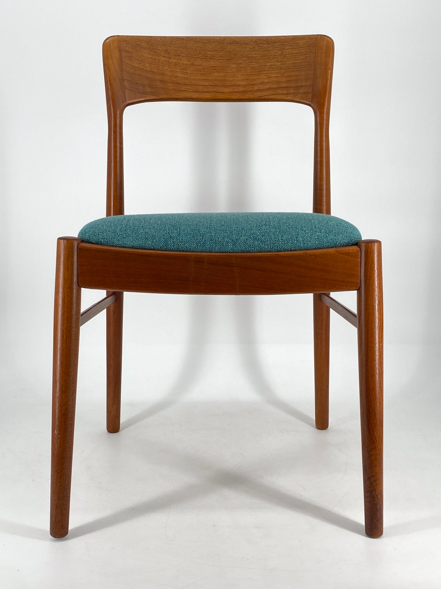 Set von vier Esszimmerstühlen aus Teakholz, KS Møbler, Dänemark
