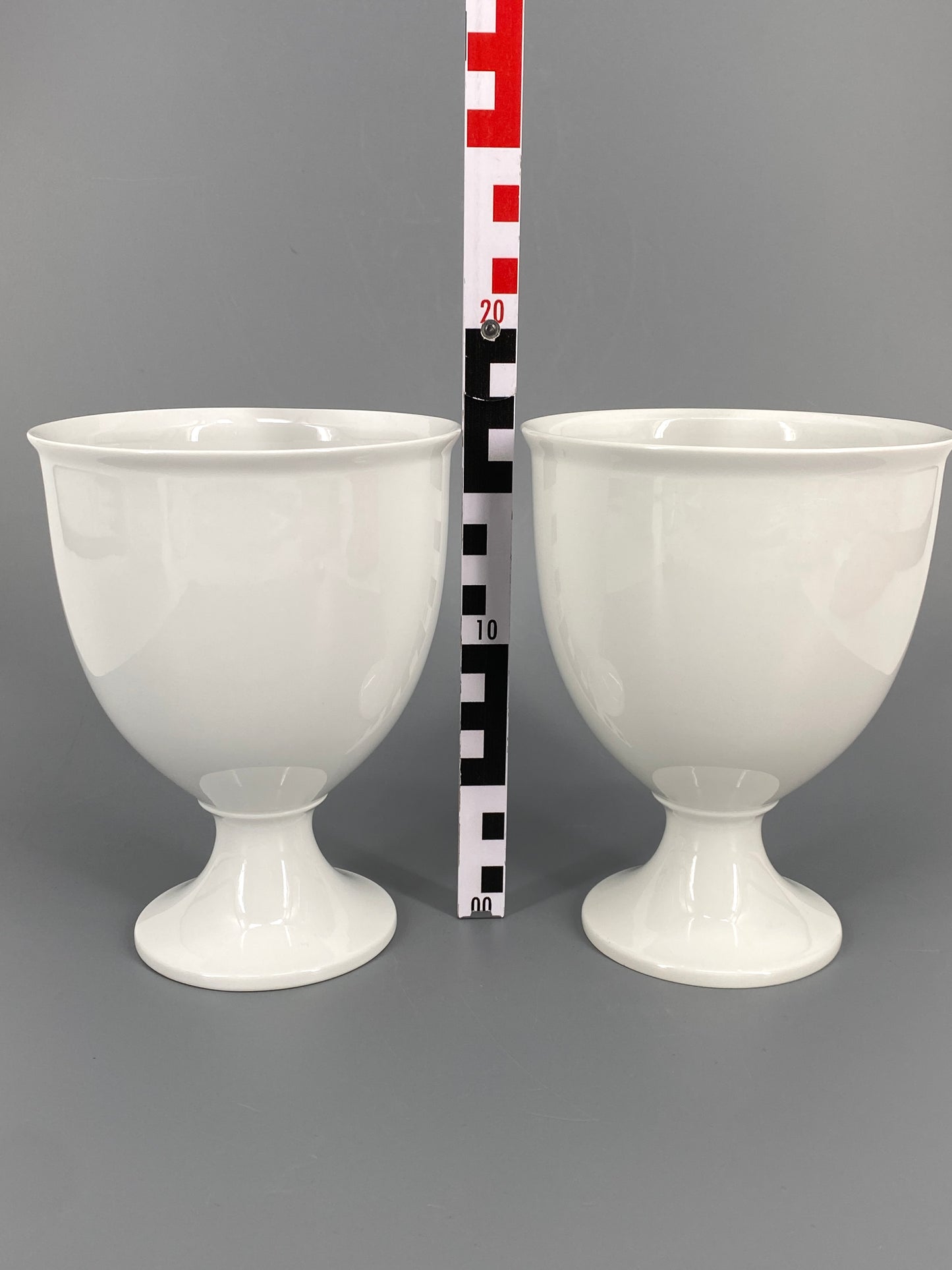 Pokalvase von KPM, Entwurf Johannes Henke, 3. Wahl, 1971