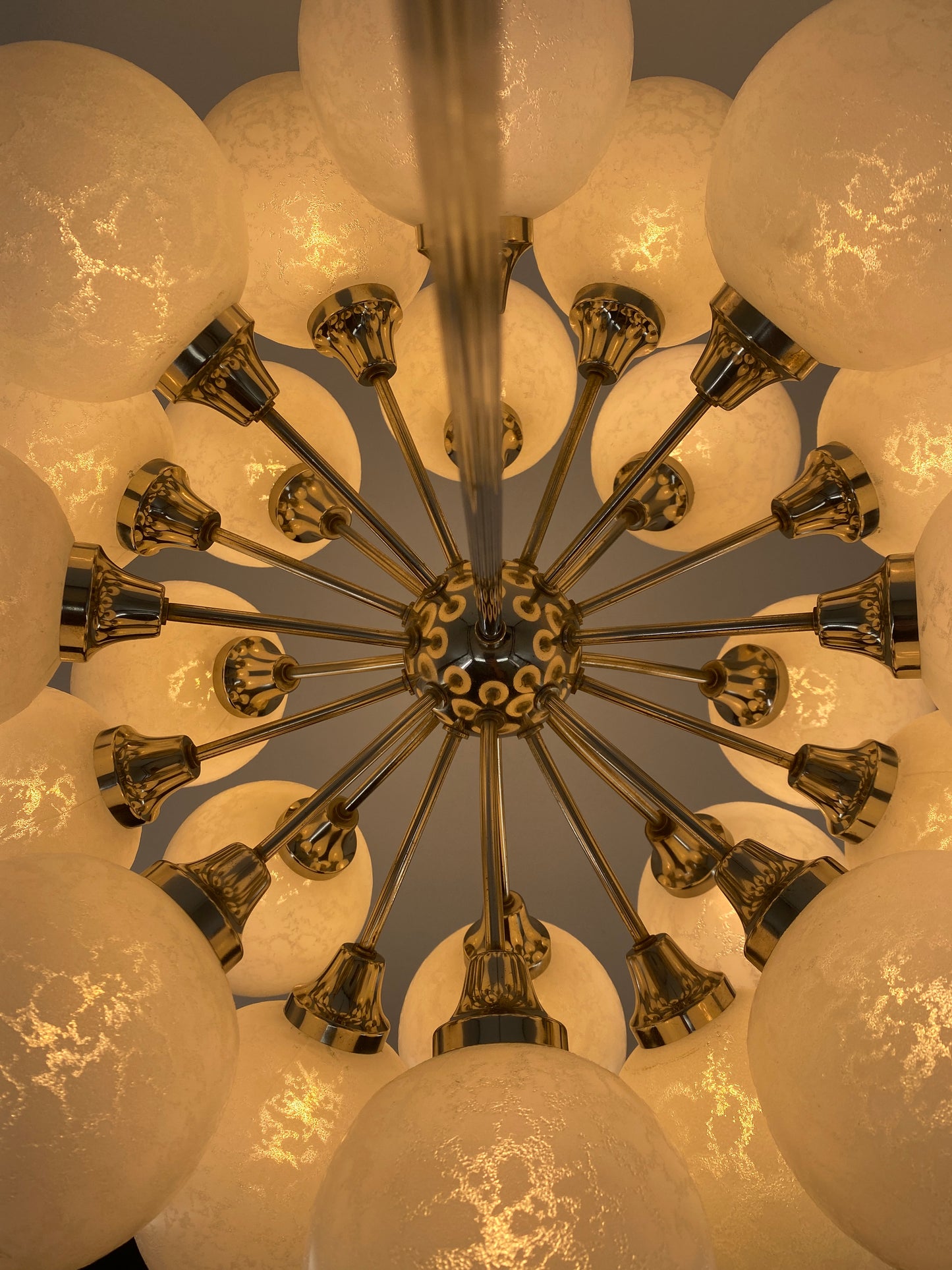 Space Age Sputnik Kronleuchter, 24-flammig, Rupert Nikoll zugeschrieben, Österreich 1970er