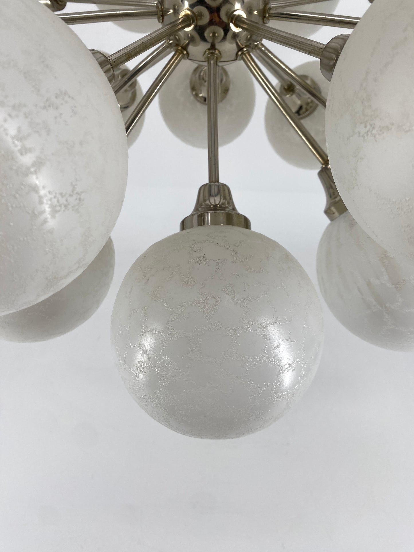 Space Age Sputnik Kronleuchter, 24-flammig, Rupert Nikoll zugeschrieben, Österreich 1970er