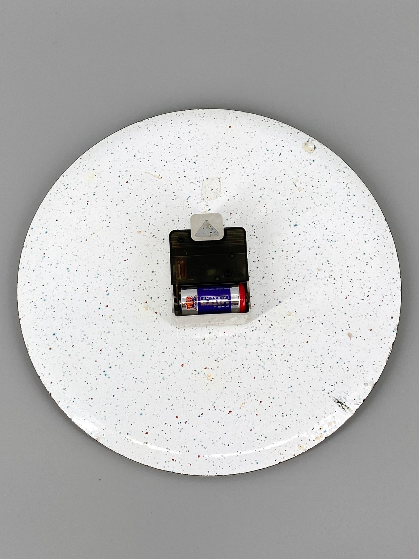 seltene Wanduhr von Junghans aus Emaille, Ø30, 70er