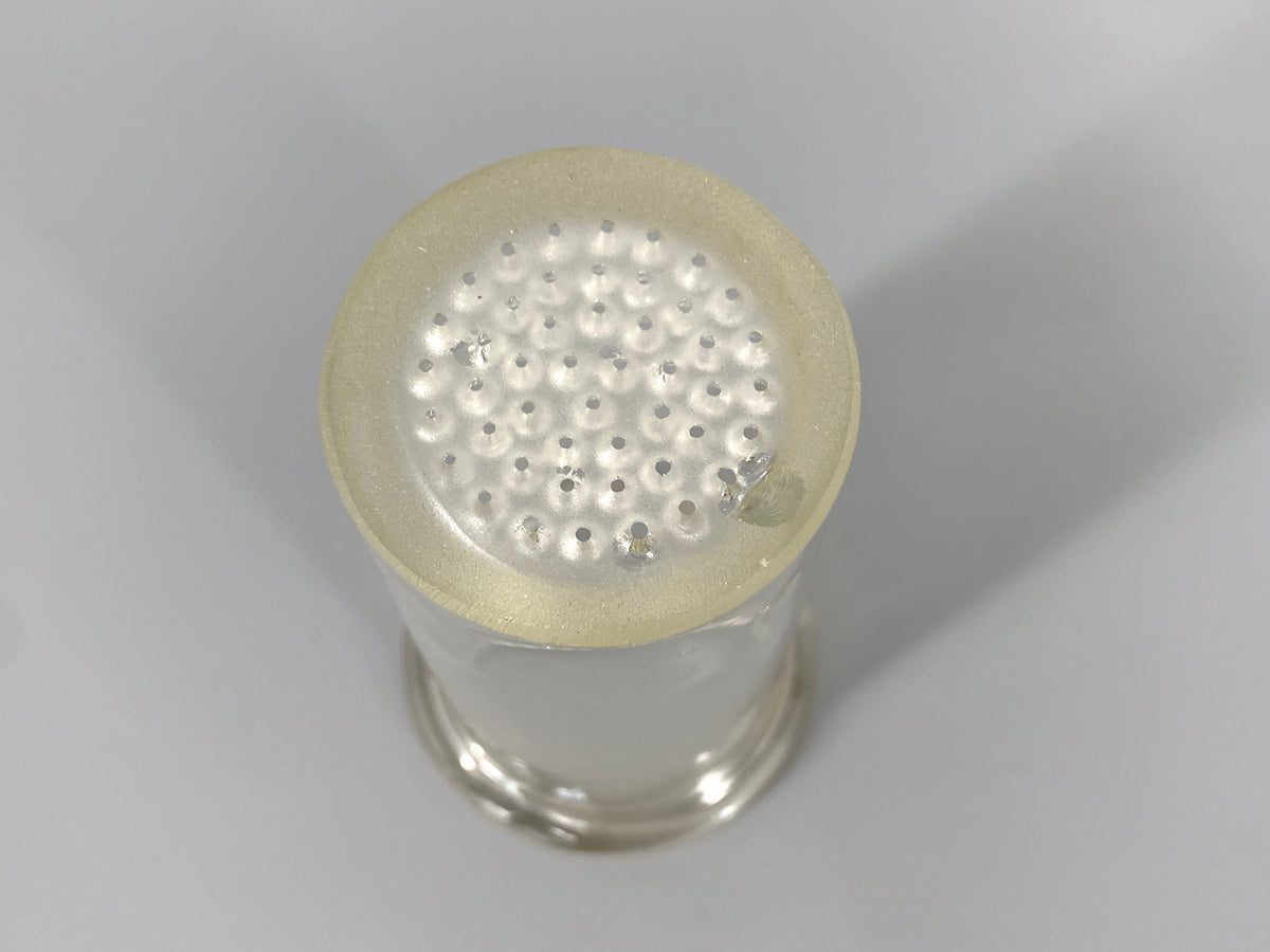 Teekanne mit Teesieb und Deckel von Wilhelm Wagenfeld (1900–1990), 1,5L, Jenaer Glas