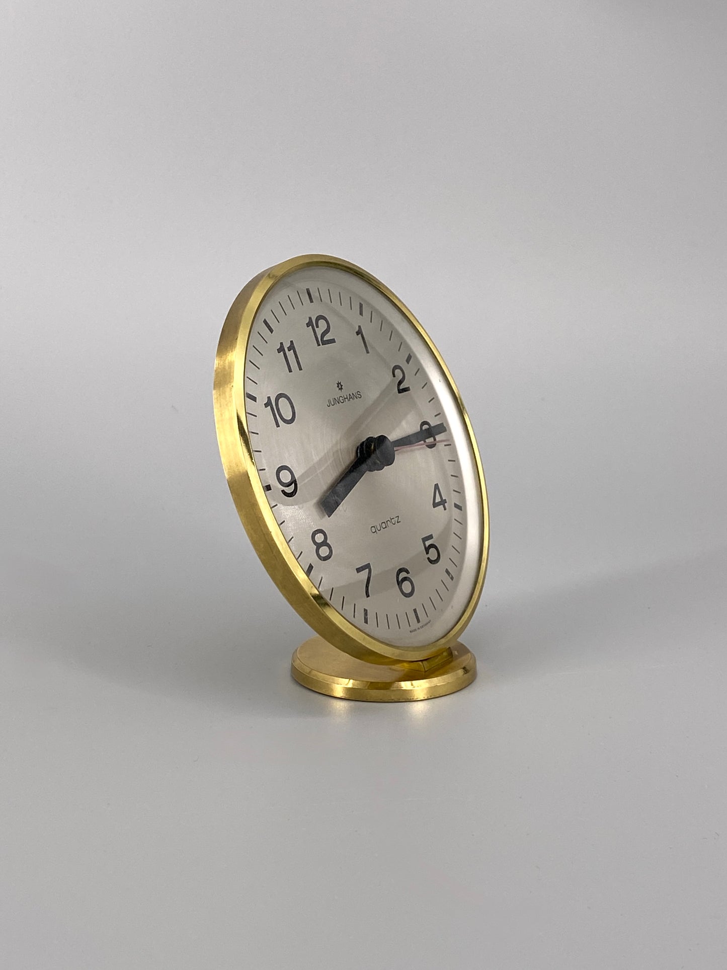 goldene, runde Tischuhr von Junghans, Quartz Uhrwerk, 70er