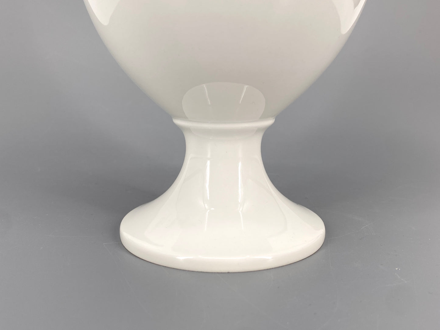 Pokalvase von KPM, Entwurf Johannes Henke, 3. Wahl, 1971